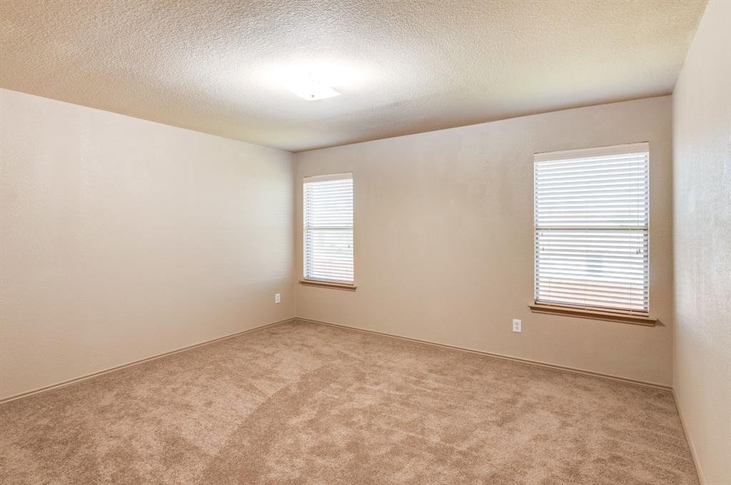 Fossil Park IV - Residential Lease