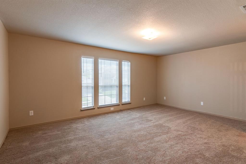 Fossil Park IV - Residential Lease