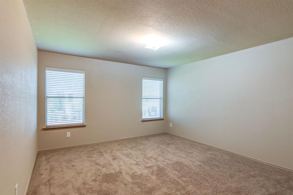 Fossil Park IV - Residential Lease