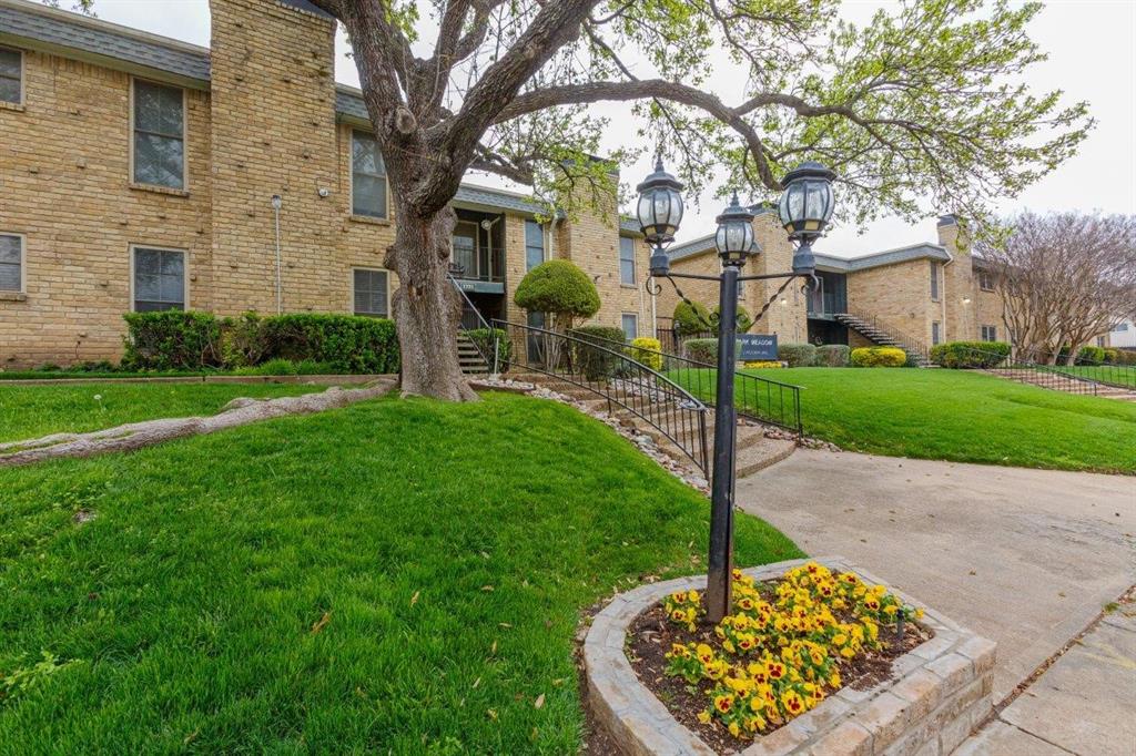 Park Meadow Condo - Residential