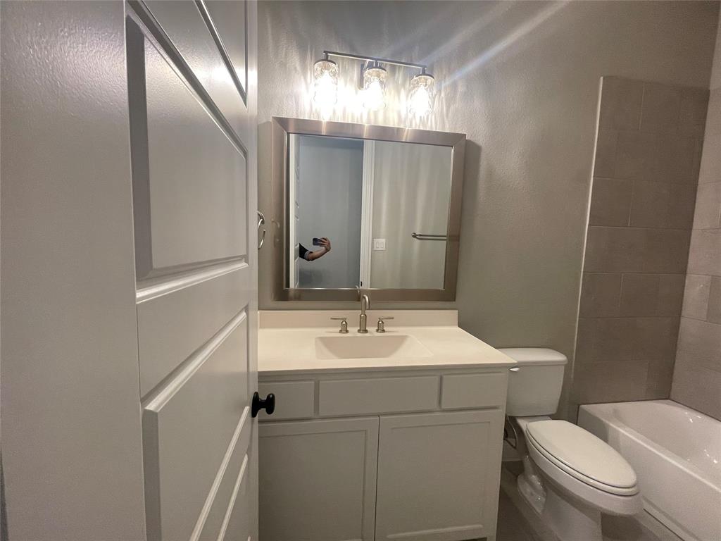 MUSTANG LAKES PHASE SIX (CCL), BLK W, LOT 26 - Residential Lease