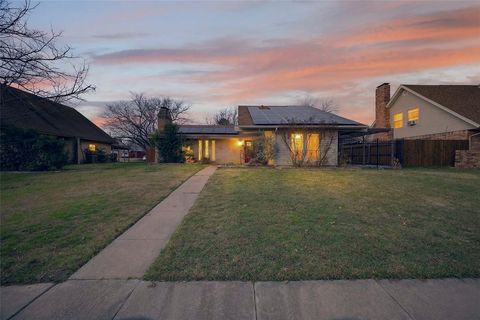 2801 Vancouver Street Irving TX 75062