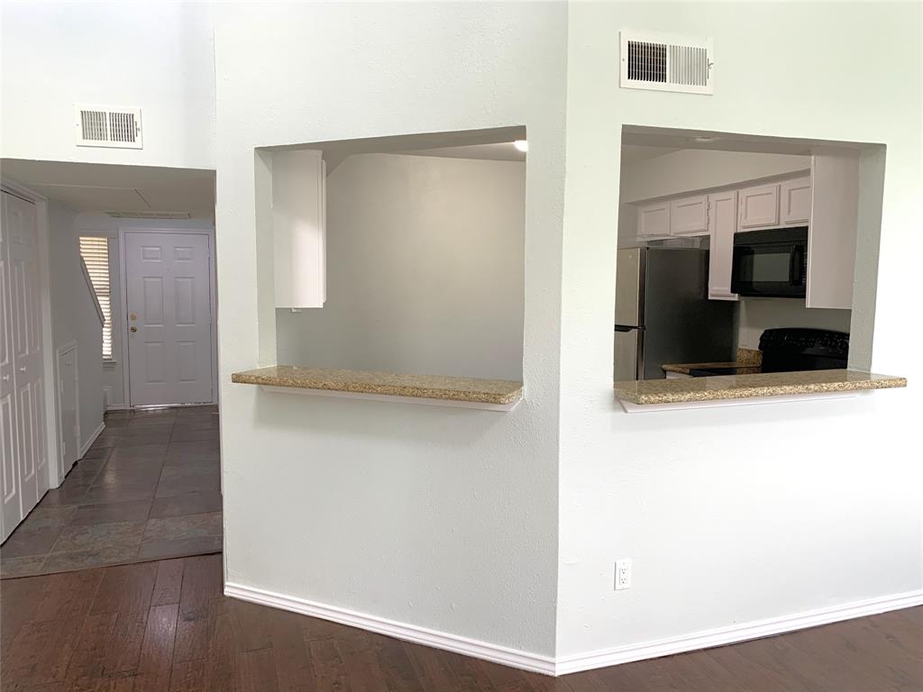 Forestwood On The Creek 02 Condos - Residential