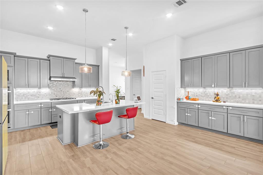 3520 Abingdon Avenue