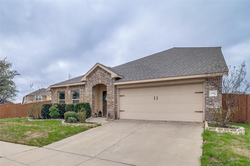 Photo of 2101 Long Forest Road, Forney, TX 75126 (MLS # 21182970)