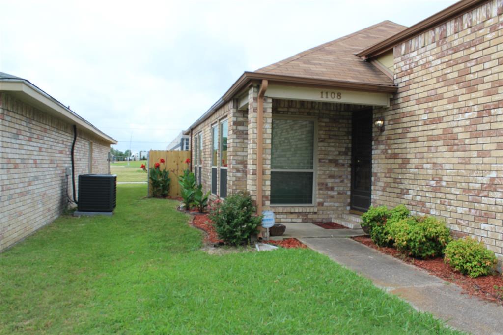 1108 Paintbrush Street