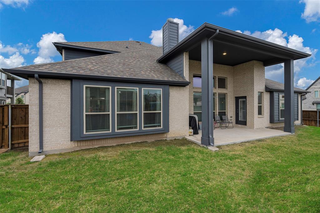 Photo 3 of 31 of 2018 Knoxbridge house