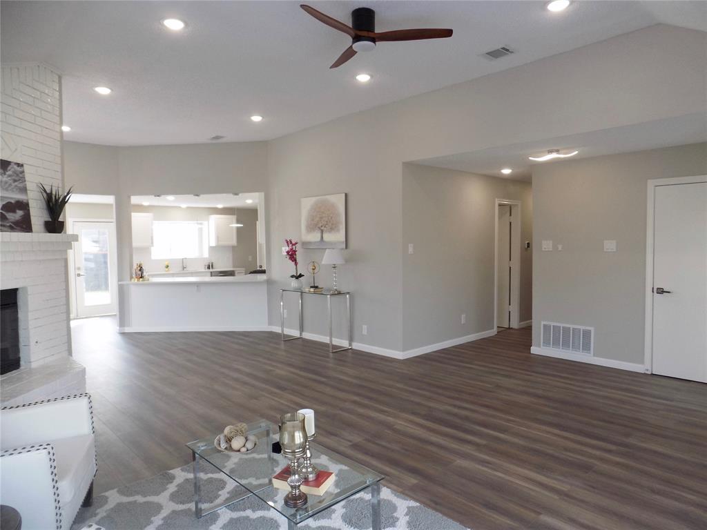 Castlewood 02 Rep - Residential