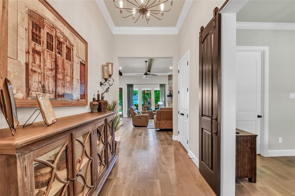 108 Falcon Crest Drive