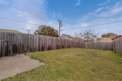 Tiny photo for 710 Snapdragon Trail, Mesquite, TX 75149 (MLS # 21201227)