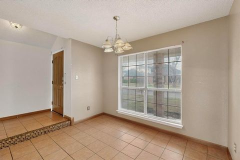 Tiny photo for 710 Snapdragon Trail, Mesquite, TX 75149 (MLS # 21201227)