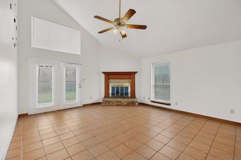 Tiny photo for 710 Snapdragon Trail, Mesquite, TX 75149 (MLS # 21201227)
