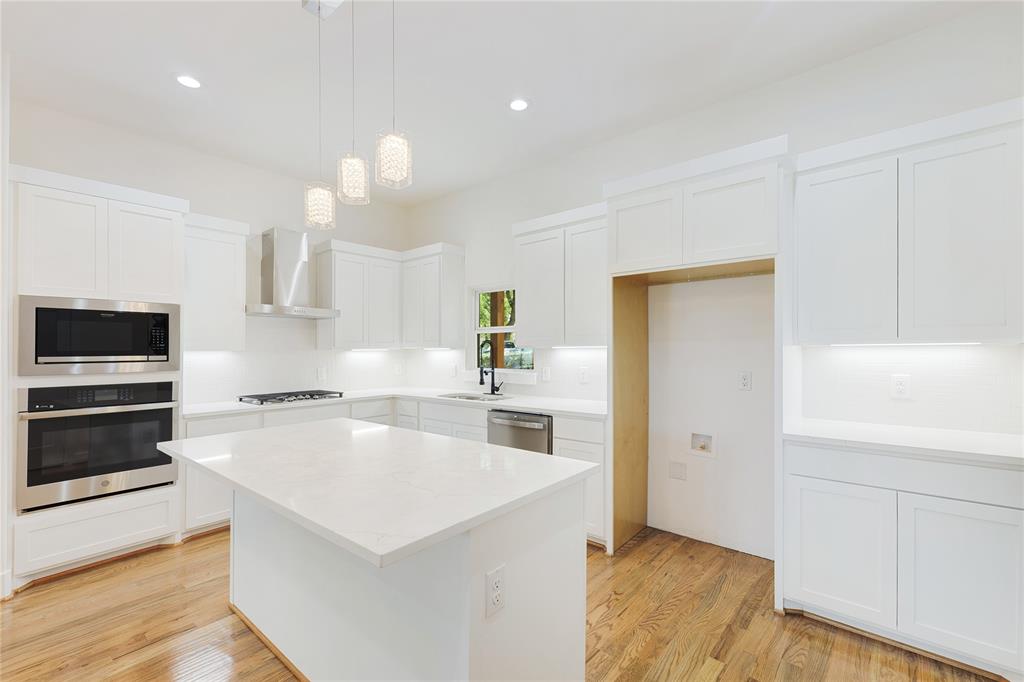 Crestdale Add - Residential