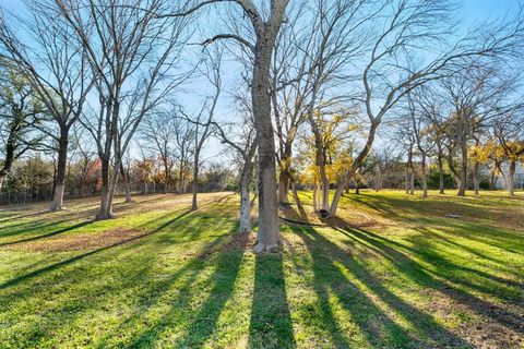 A home in Azle