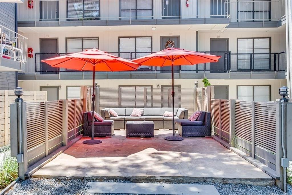 ASTON - Residential Lease