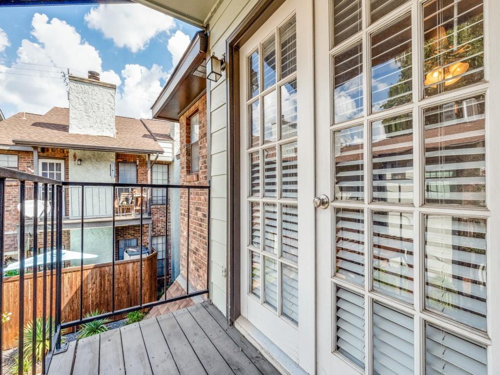 Courtyard Condo - Residential