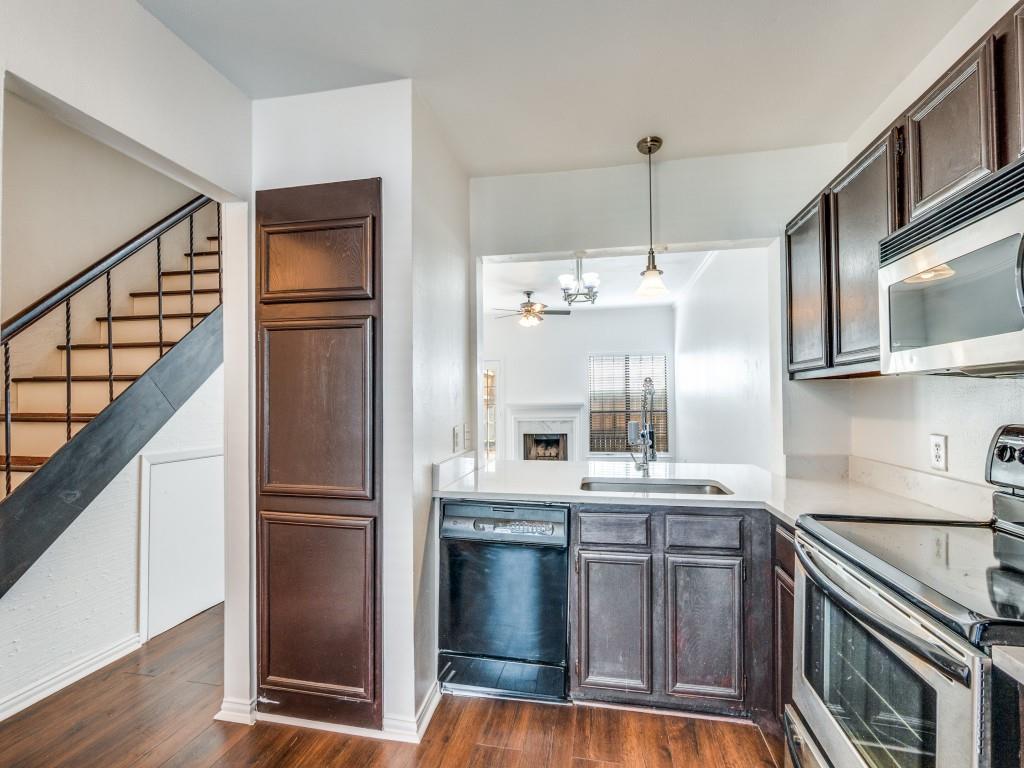 Courtyard Condo - Residential