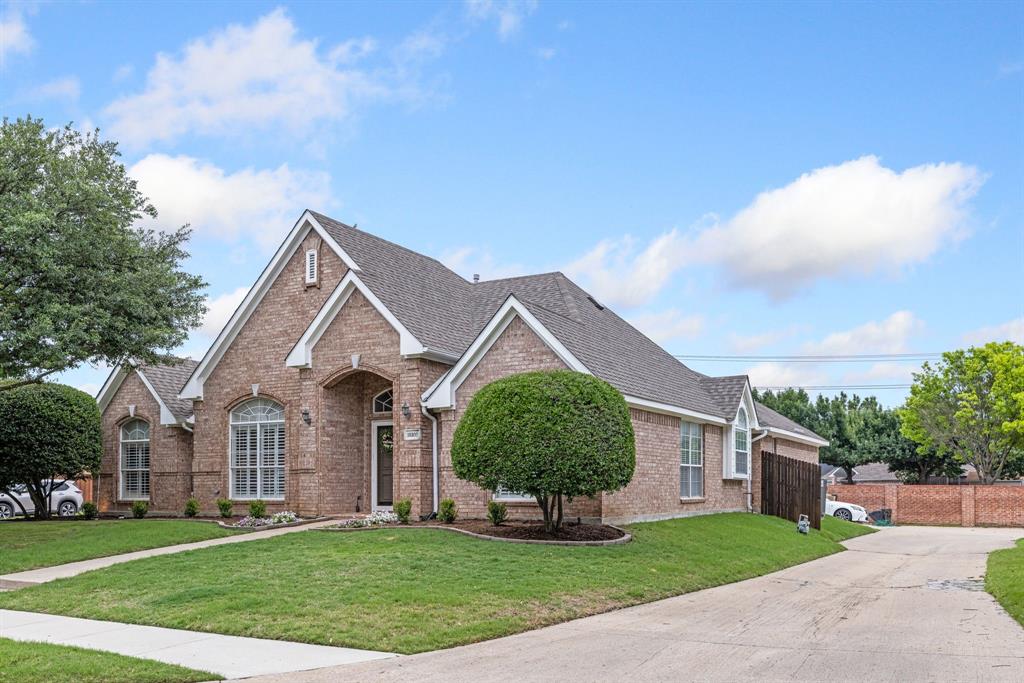 10300 Hunter Run