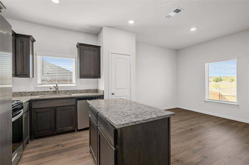 Vista West - Residential Lease