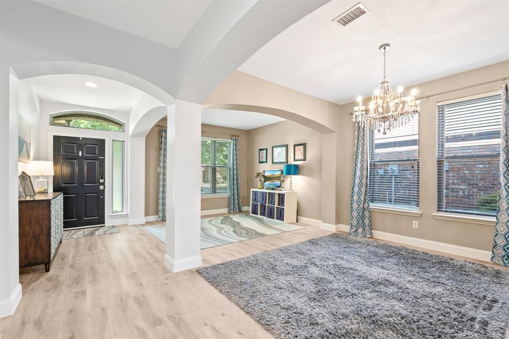 2619 Independence Drive