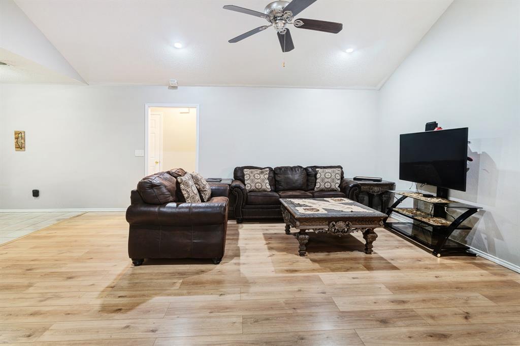 2705 Briarwood Drive
