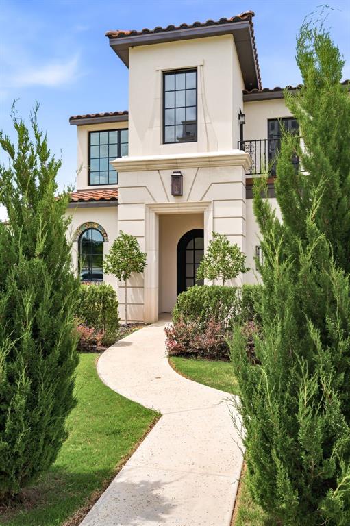 2913 Lakeside Village Boulevard