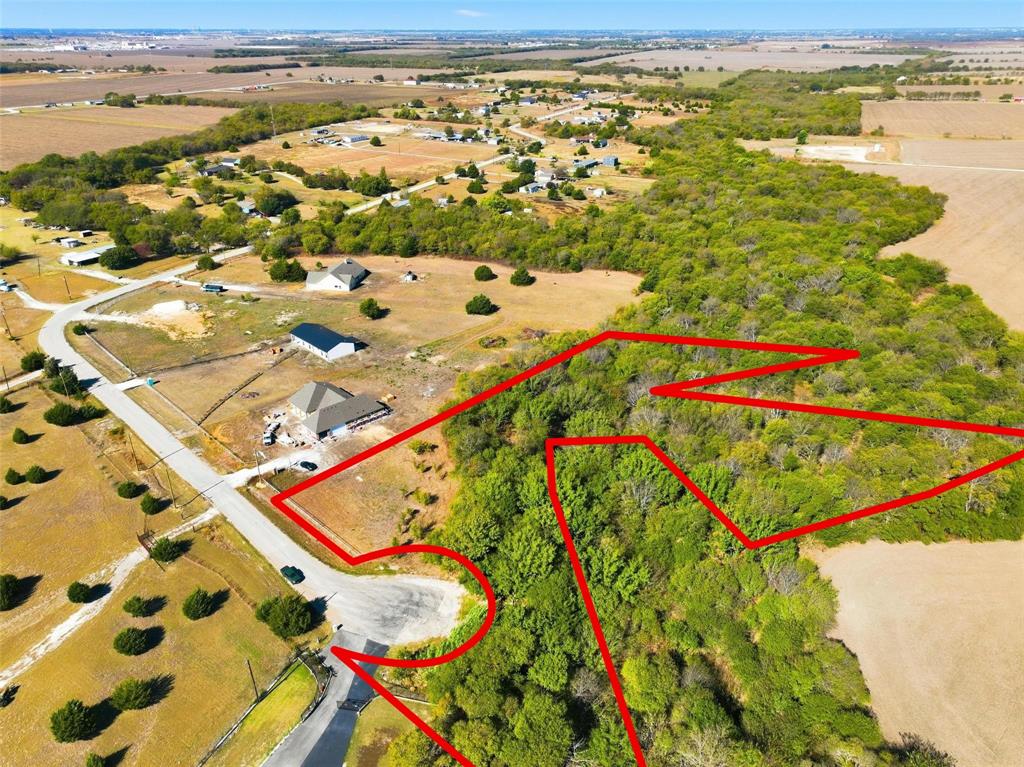 TRIPLE H ESTATES PH II - Land