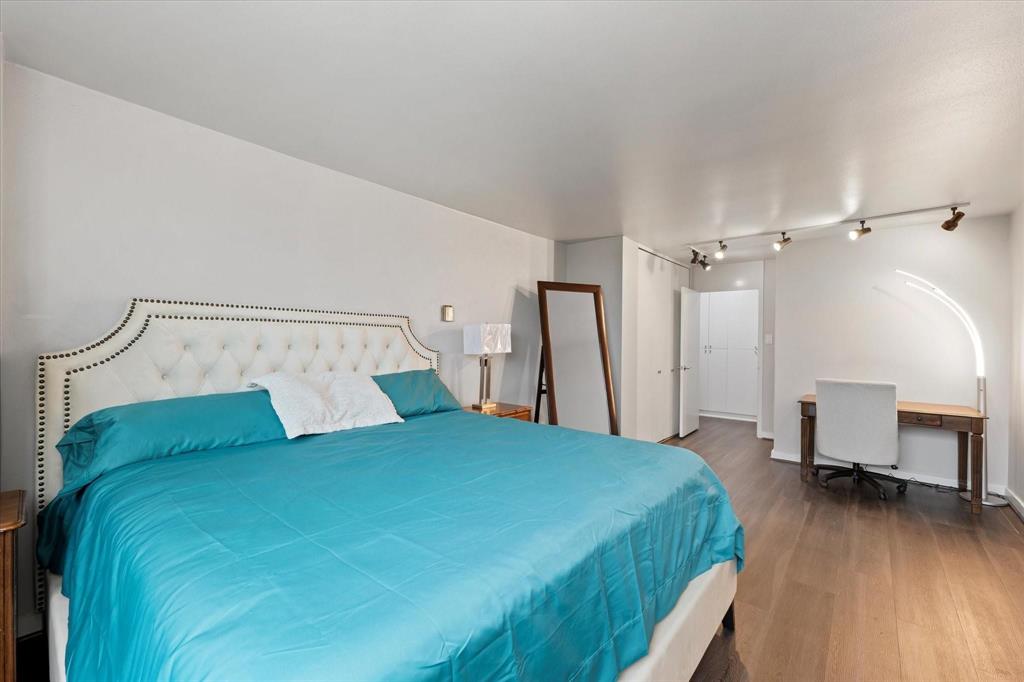 Twenty-One Turtle Crk Bldg A - Residential Lease