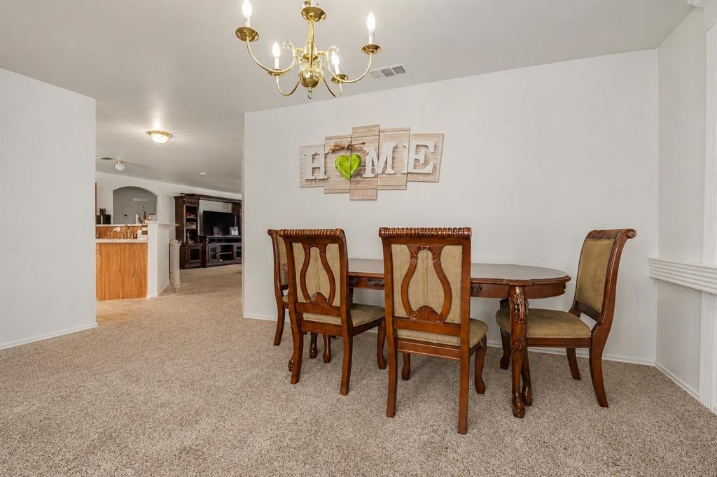 1005 Windsor Lane
