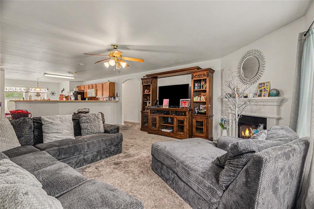 1005 Windsor Lane