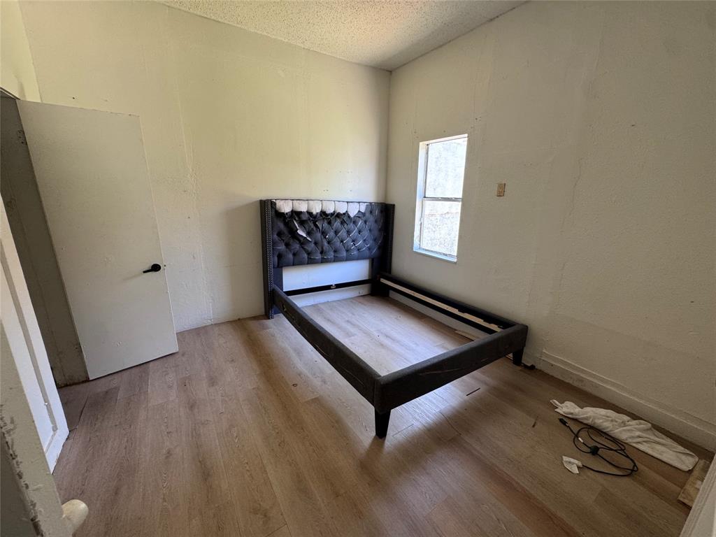 Warren Rev - Residential