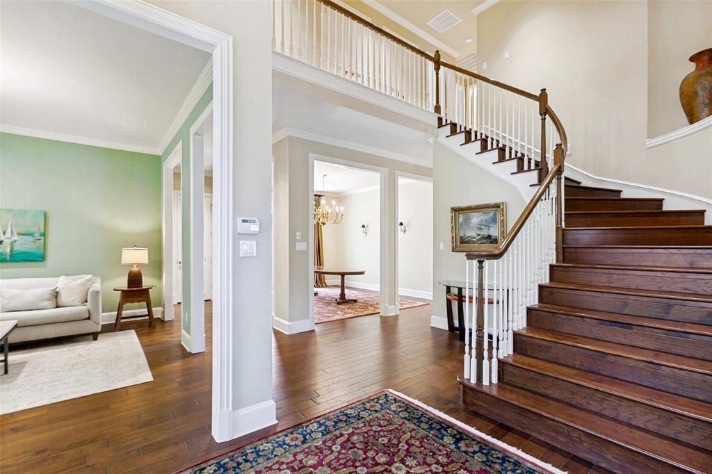 5921 Tiburon Drive