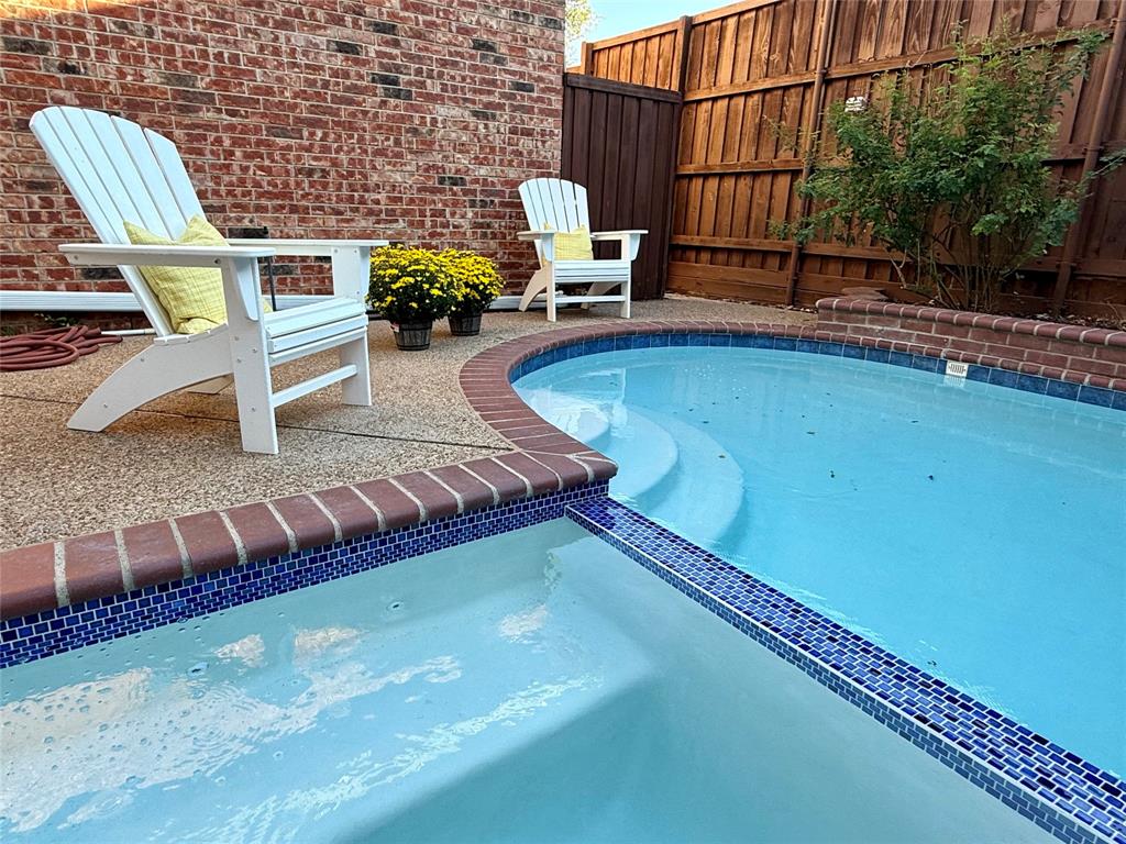 4677 Portrait Lane