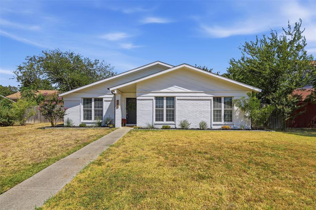 761 Mockingbird Drive