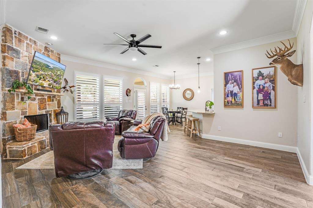 Decordova Bend Estate - Residential