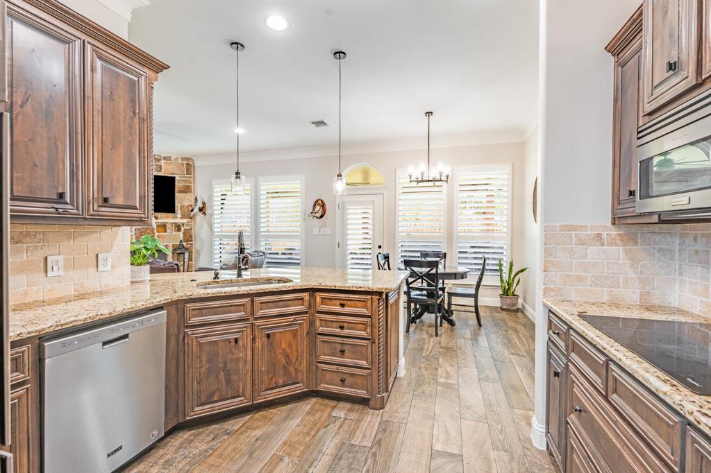 Decordova Bend Estate - Residential