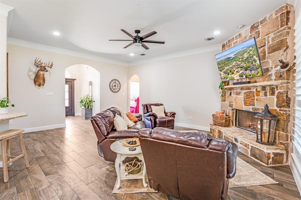 Decordova Bend Estate - Residential