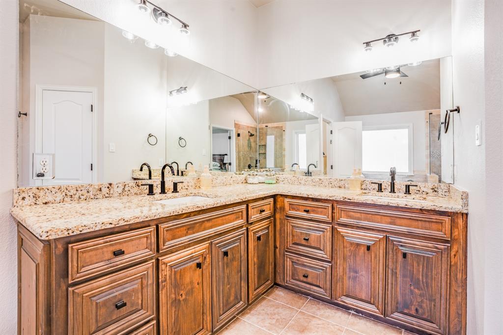 Decordova Bend Estate - Residential