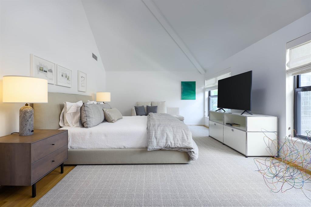 Shenandoah Place Condo - Residential