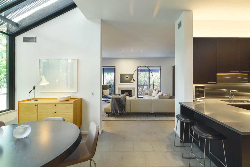 Shenandoah Place Condo - Residential