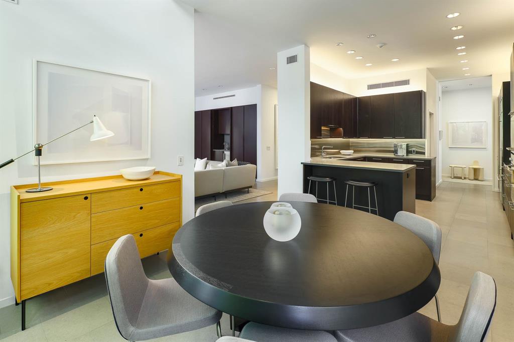 Shenandoah Place Condo - Residential
