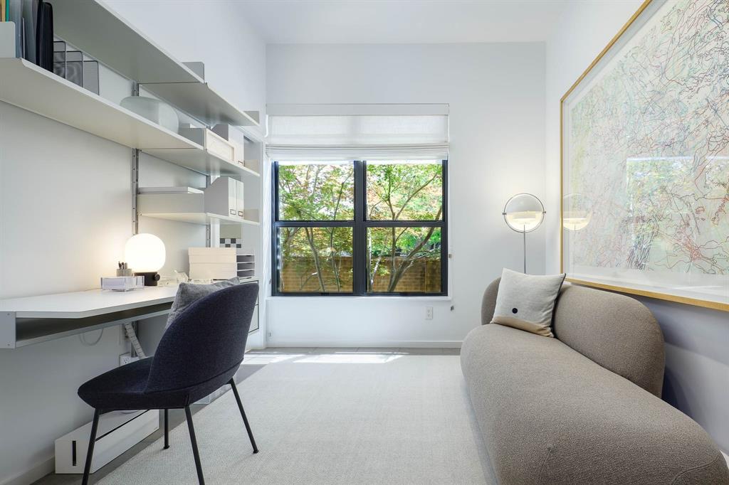 Shenandoah Place Condo - Residential