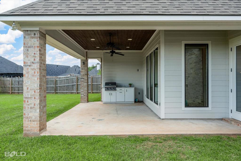 ST Charles Court - Residential