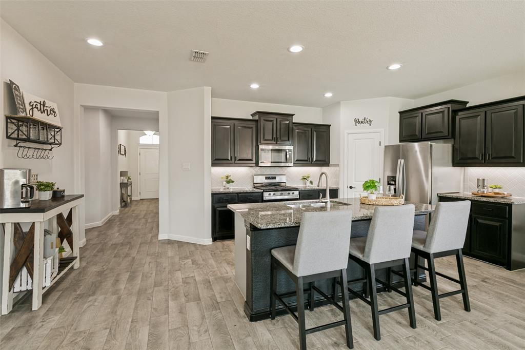 1212 Pacifica Trail