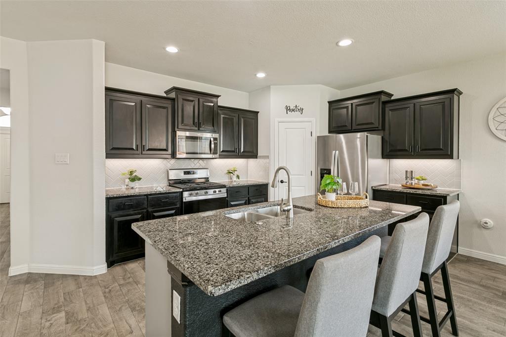 1212 Pacifica Trail