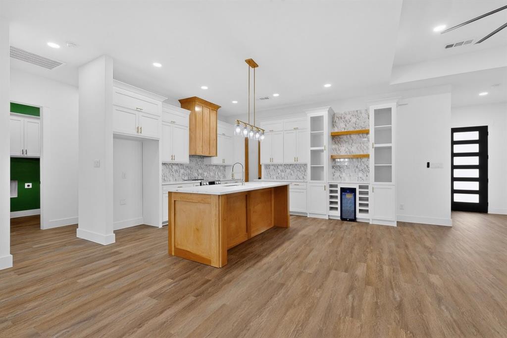4737 Pine Ridge Court