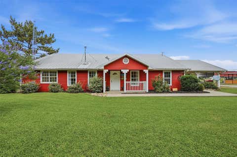 Photo of 905 Crawford Road, Sadler, TX 76264 (MLS # 21366769)