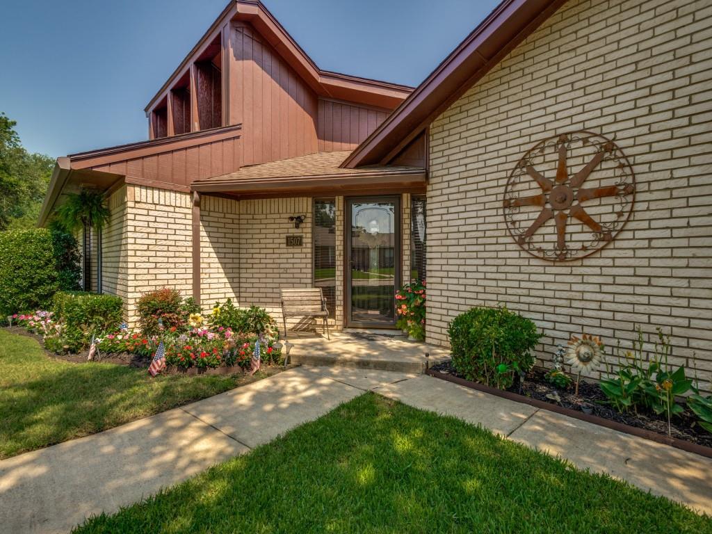 1507 Juniper Lane