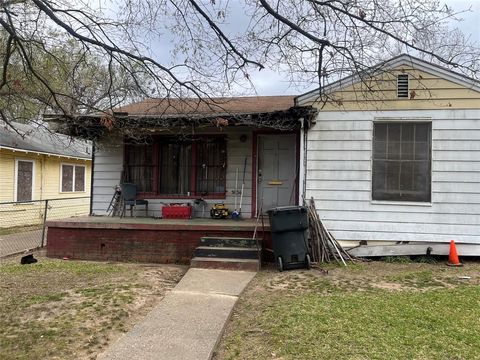 3036 Regent Street Shreveport LA 71109