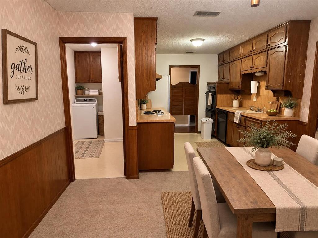 2112 River Bend Road